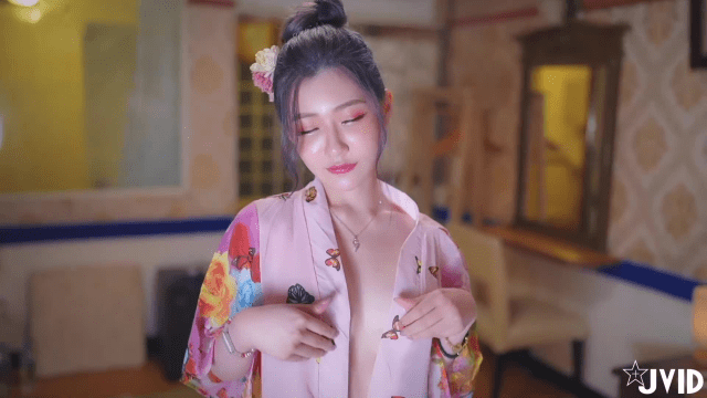 Cuộc gặp gỡ cùng cô chủ khách sạn xinh đẹp - iywipjdu.sbs