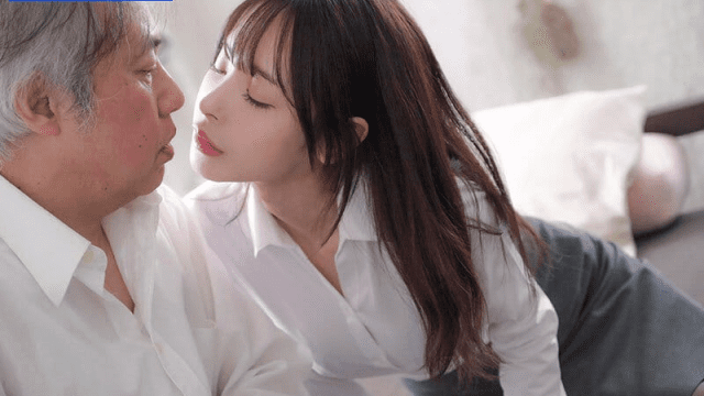 IPZZ-086_Đang chán đời lại gặp ngay cô gái trẻ thất tình dâm đãng - iywipjdu.sbs